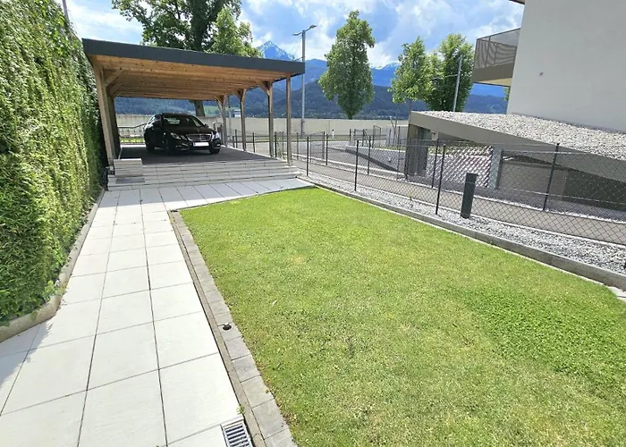 Crogo The Paula * Innsbruck